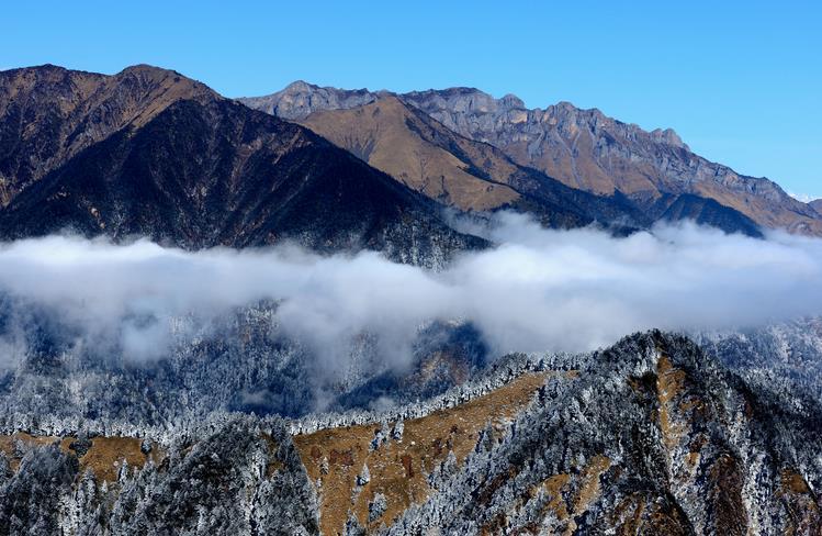 西岭雪山实时交通状况